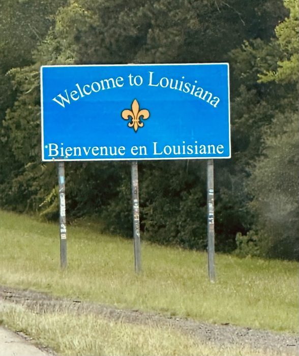 Heading on toward the "Welcome to Louisiana" sign as the trip rolls west.